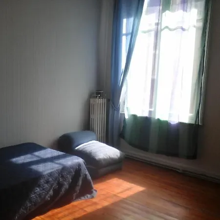 Holiday home Champs Elysees Saint-Quentin-en-Yvelines