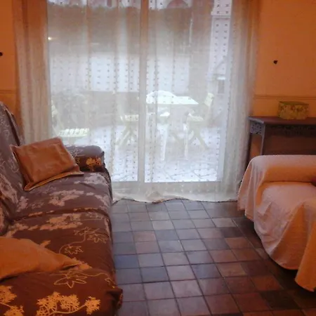 Holiday home Champs Elysees Saint-Quentin-en-Yvelines